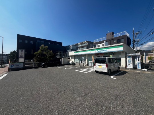 ファミリーマート西宮名次町店