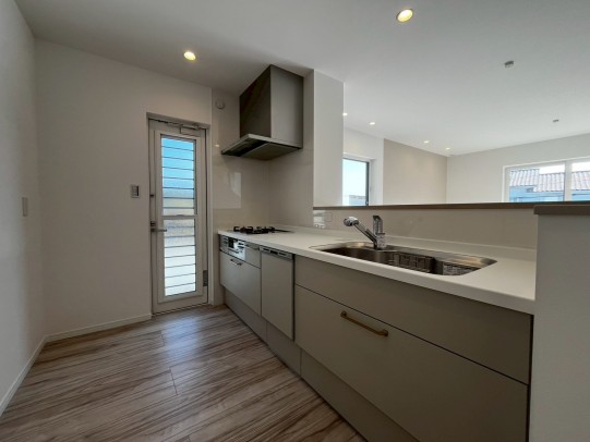 LINE_ALBUM_仁川台_260213_61